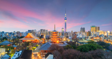 【東京】縁結びで最強の神社＆本当に効くパワースポット！不思議な体験が続出の聖域でご利益を授かる作法